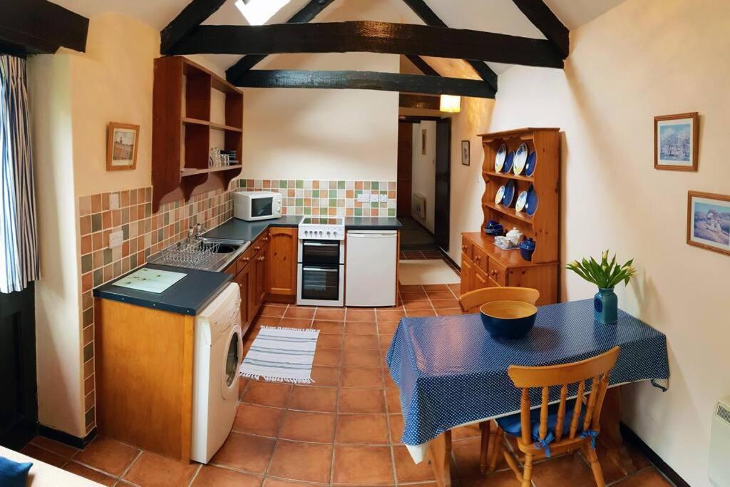Cosy Cottage In The Beautiful Lamorna Valley - Walk To The Pub & Sea Paul 外观 照片